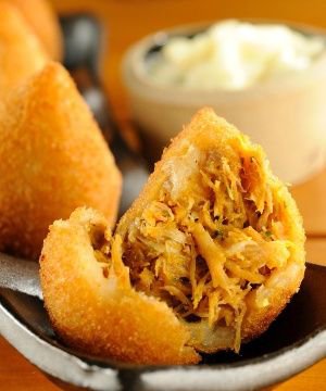 Mini-Coxinhas-de-Galinha